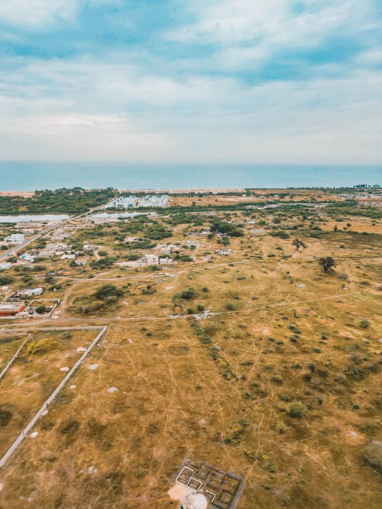 "Rose City" - Terrain de 300m2 900m de la mer - Image 2