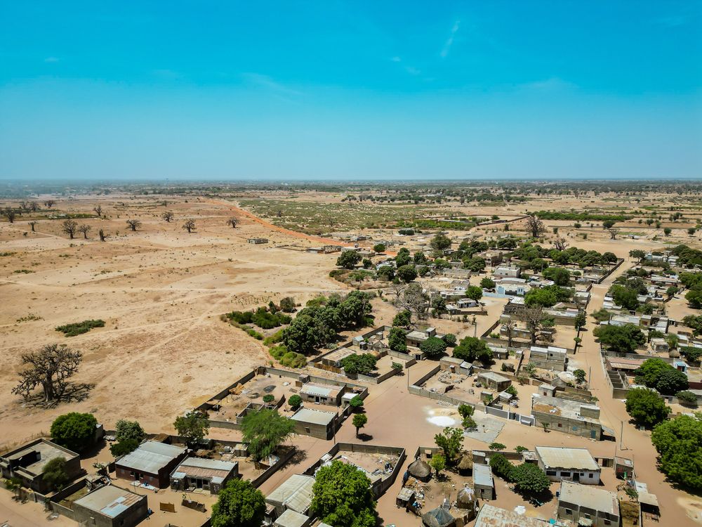 Terrain de 300 m2  – 5 km de la plage  - Image 2